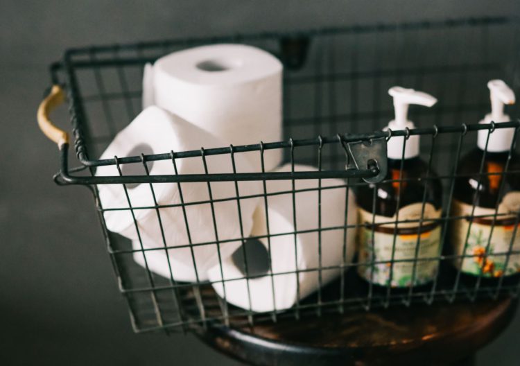 トイレのリノベーションに欠かせないトイレットペーパーホルダー8選
